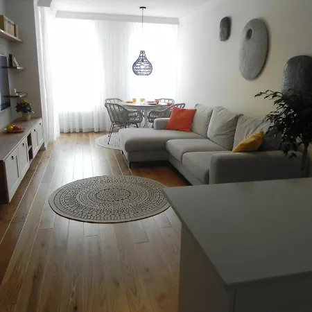 公寓 Apartament Poli Poli *